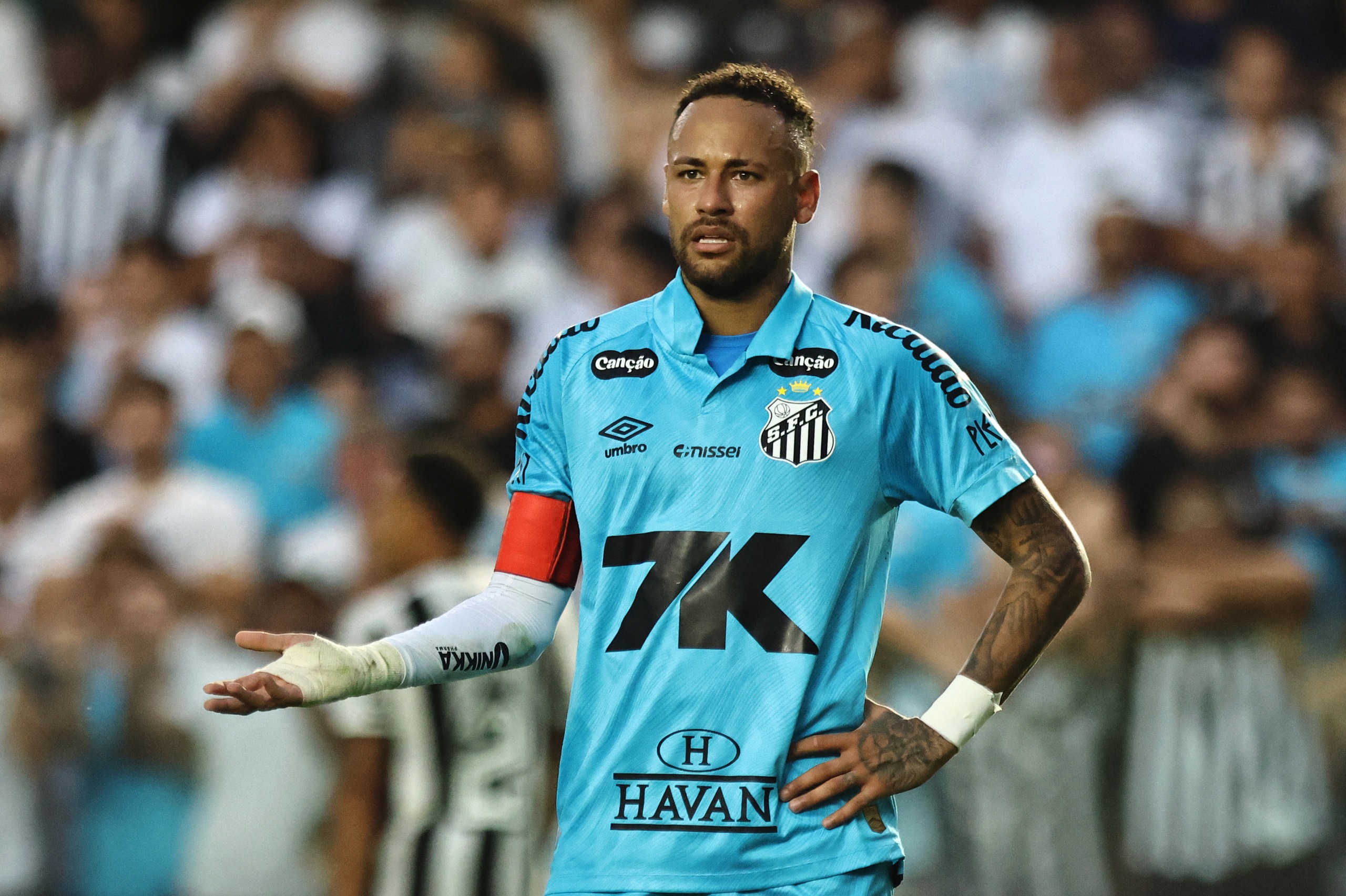 Neymar Đối Mặt Với Khó Khăn Mới: Nghỉ Thi Đấu Vô Thời Hạn Do Nhiễm COVID-19 - Ảnh 1.