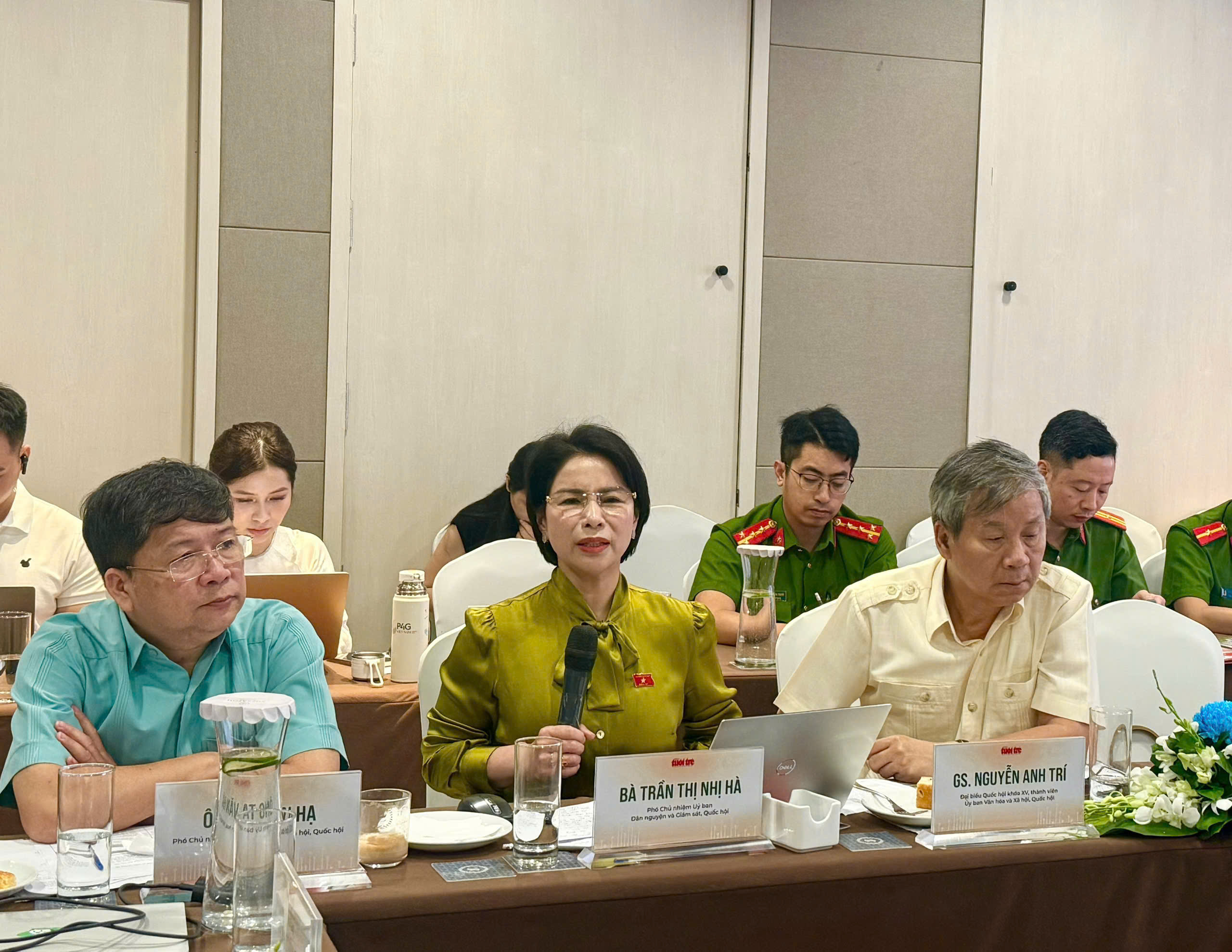 mua thuốc kê đơn - Ảnh 1.