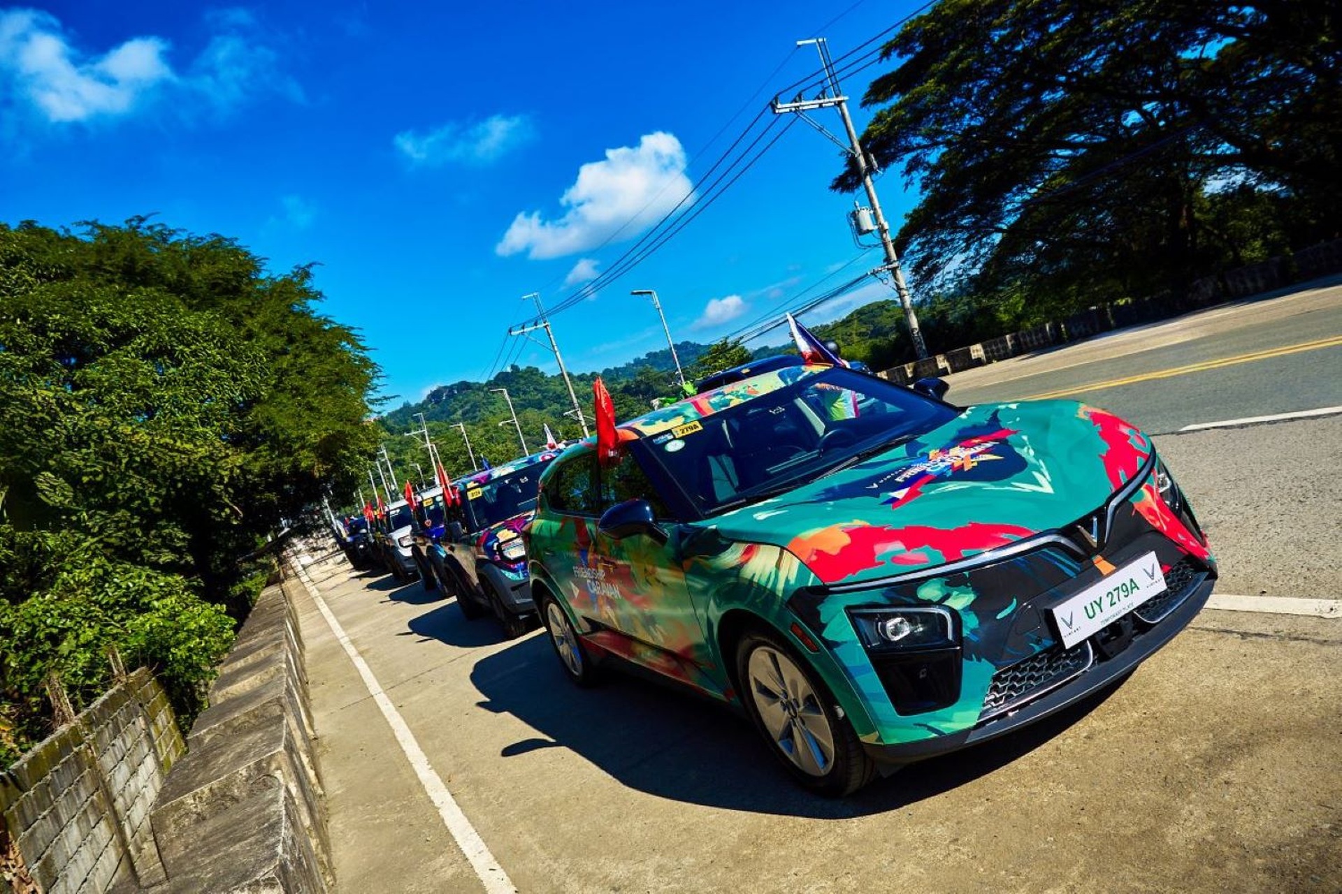 Khám Phá Dàn Xe Điện Trên Đường Phố Philippines - 2