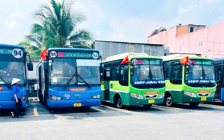 TP.HCM miễn vé đi lại tất cả các tuyến xe buýt trong ngày 30-4 - Ảnh 1.