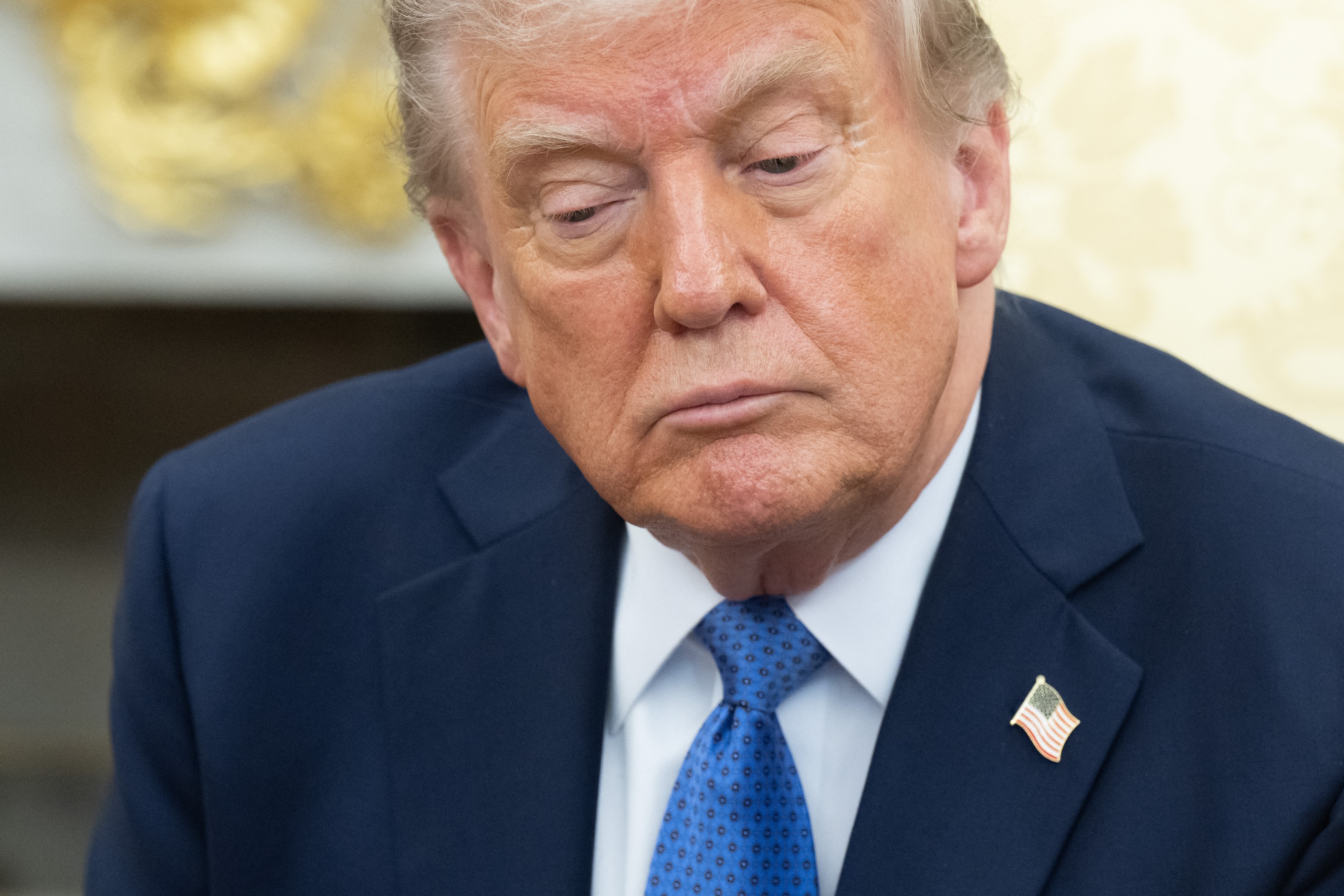 Tổng thống Trump bày tỏ sự thất vọng về tiến trình hòa bình tại Ukraine sau gần 100 ngày cầm quyền - Ảnh 1.