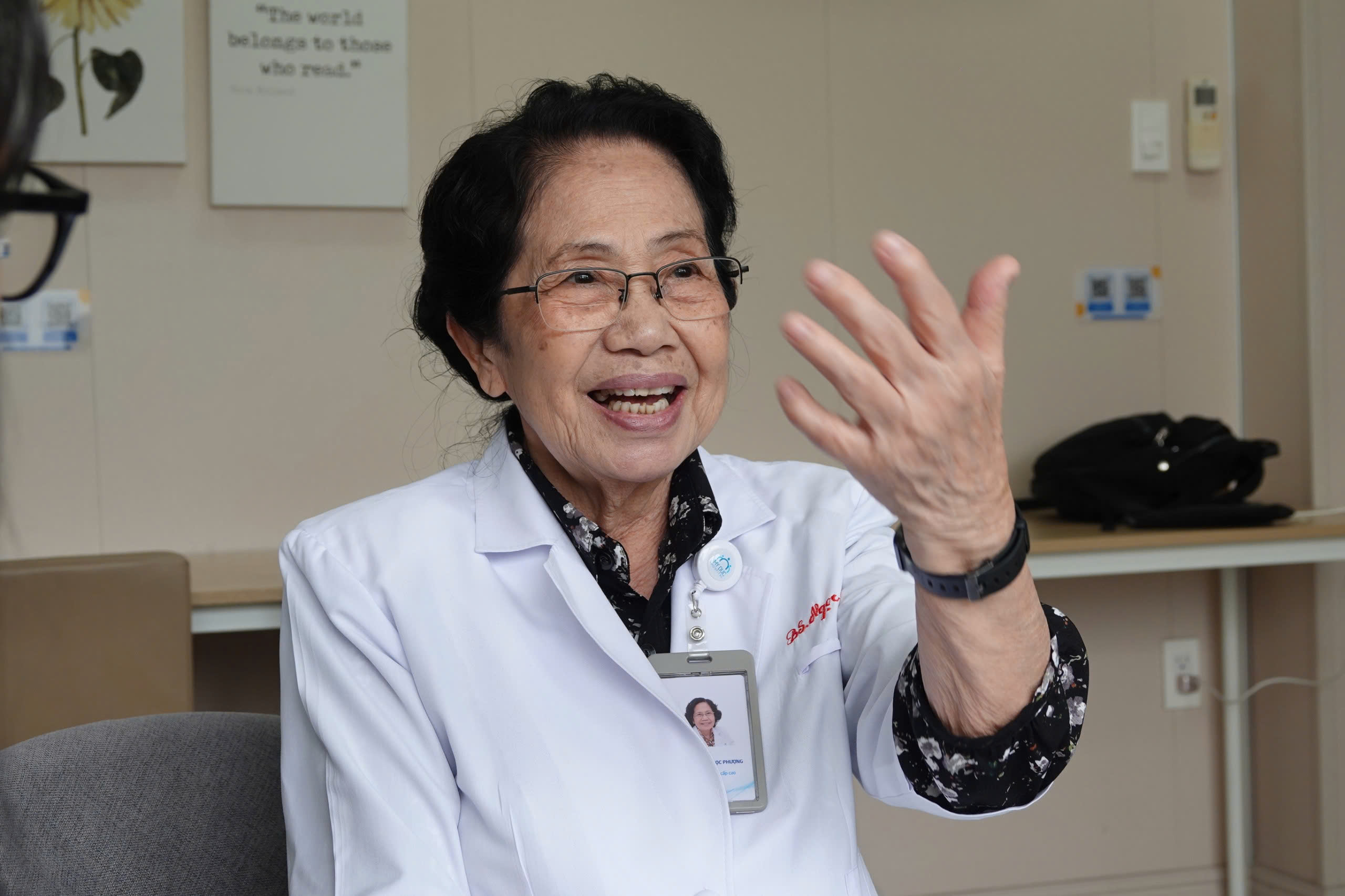 Tôn Vinh Những Gương Mặt Tiêu Biểu Của TP.HCM: Bác Sĩ Nguyễn Thị Ngọc Phượng - Ảnh 1.