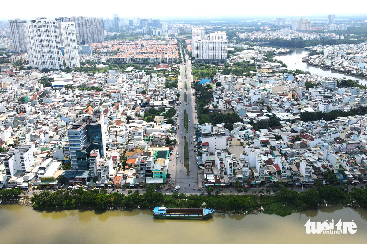 Cầu đường mới - Ảnh 1.