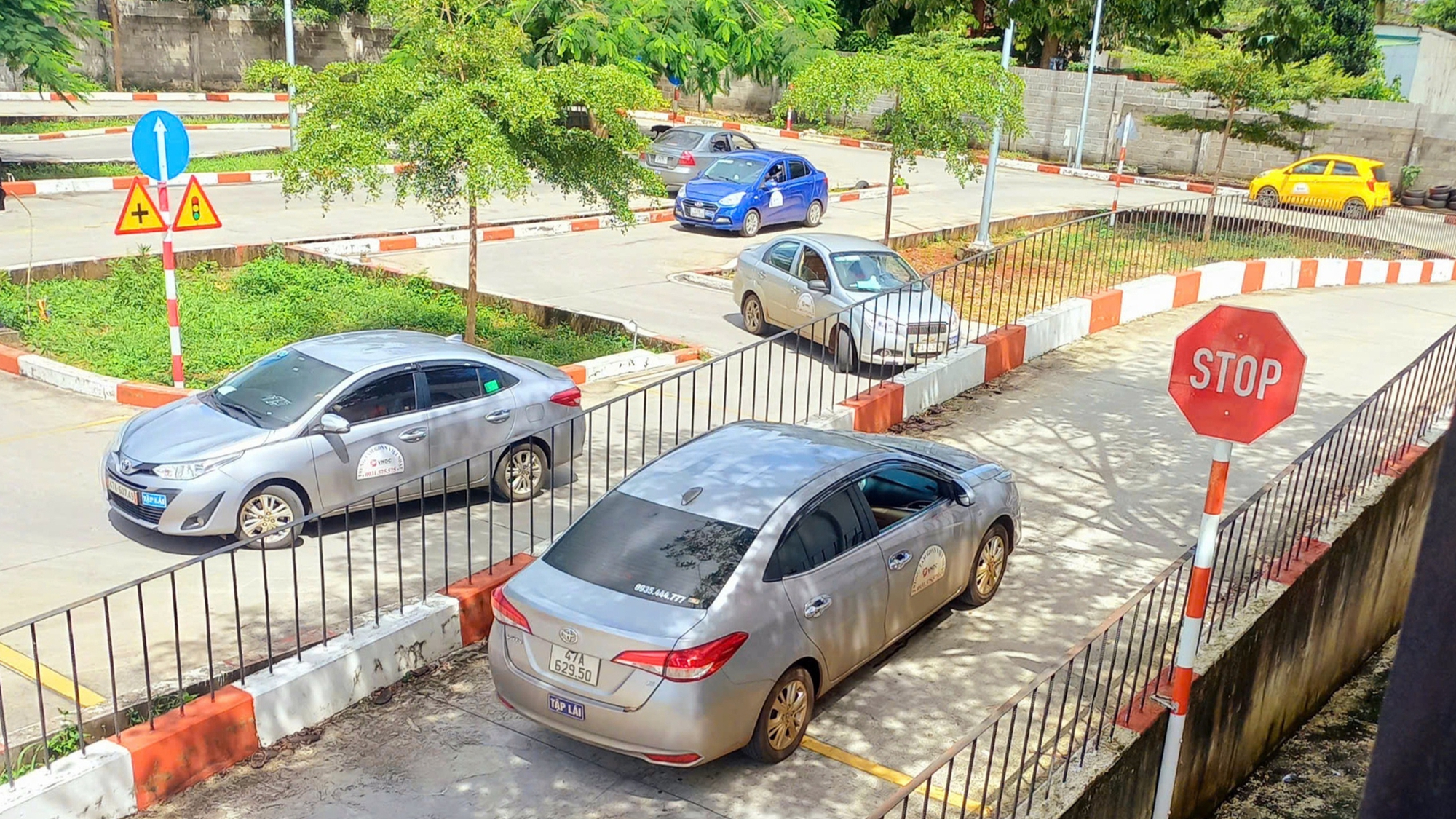 Học lái xe - Không chỉ là thắng và ga - Kỳ 3: Những điều cần lưu ý khi thi lái xe - Ảnh 2.