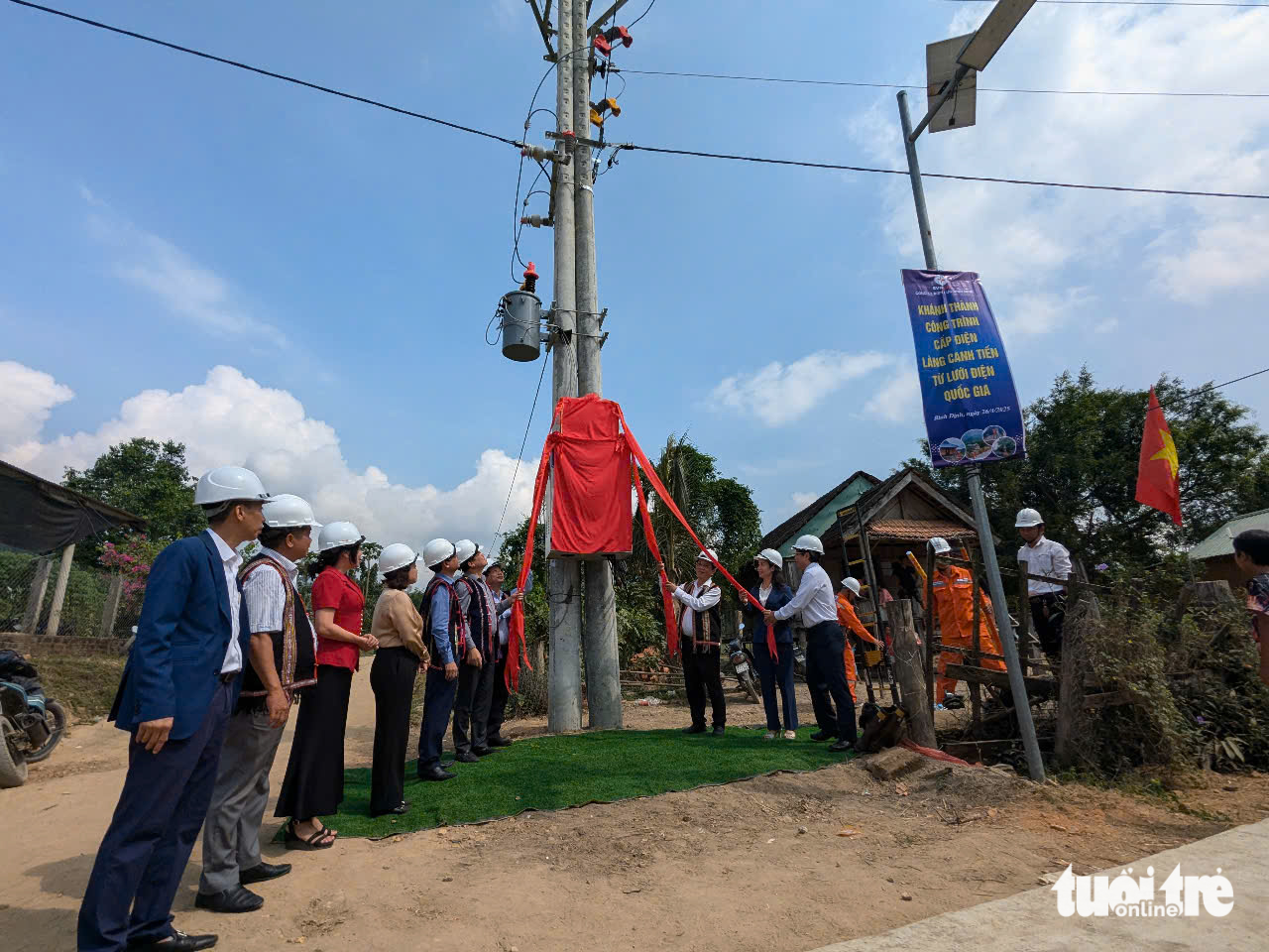 Ngôi làng Canh Tiến - Ảnh 1.