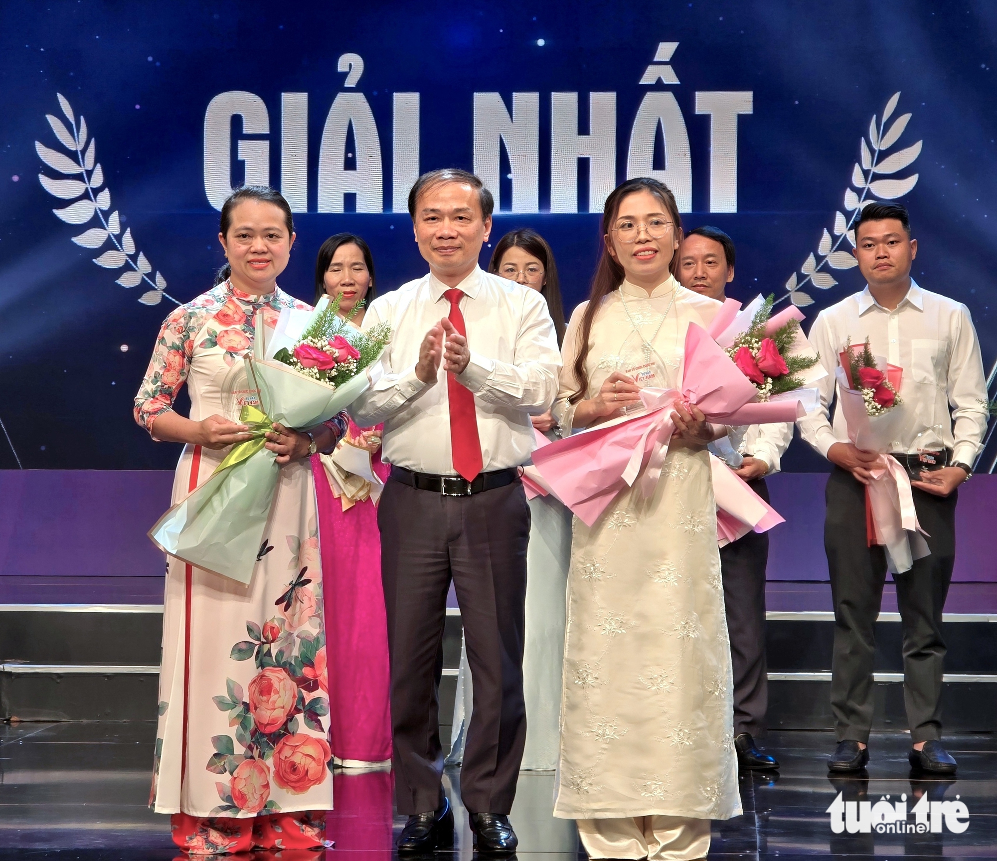 tự hào Việt Nam - Ảnh 2.