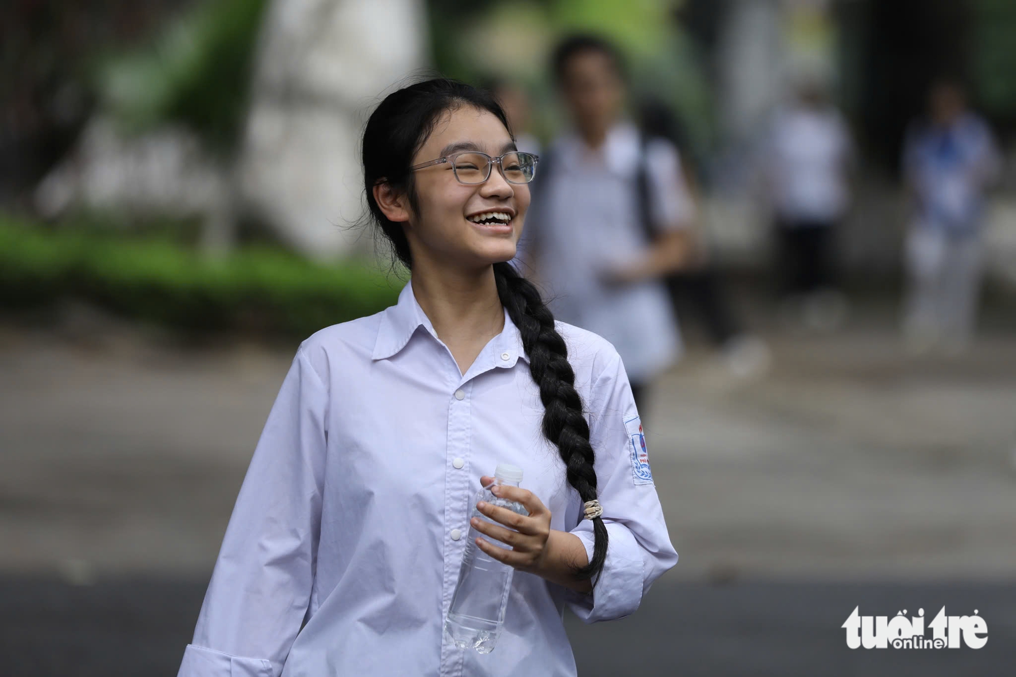 lớp 10 chuyên - Ảnh 1.