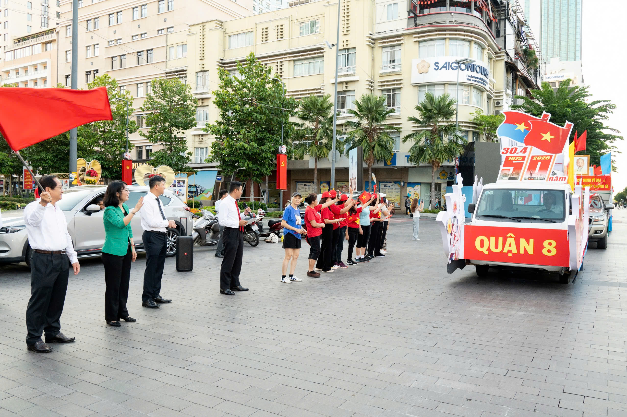Xe hoa - Ảnh 2.