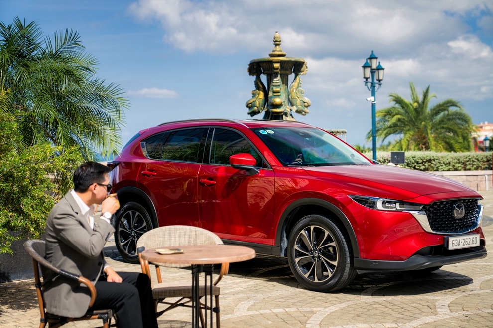 Mazda CX-5: Đỉnh cao của sự kết hợp giữa thiết kế và công nghệ - 1