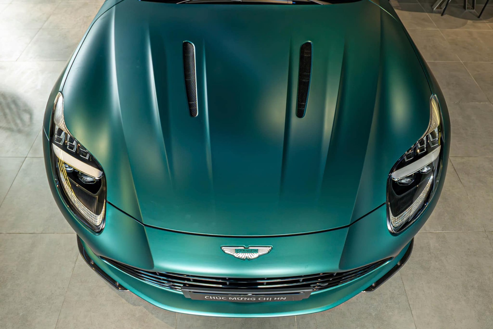 Chủ sở hữu Aston Martin DB12 độc nhất Việt Nam chịu lỗ 9 tỷ sau 600km - 7
