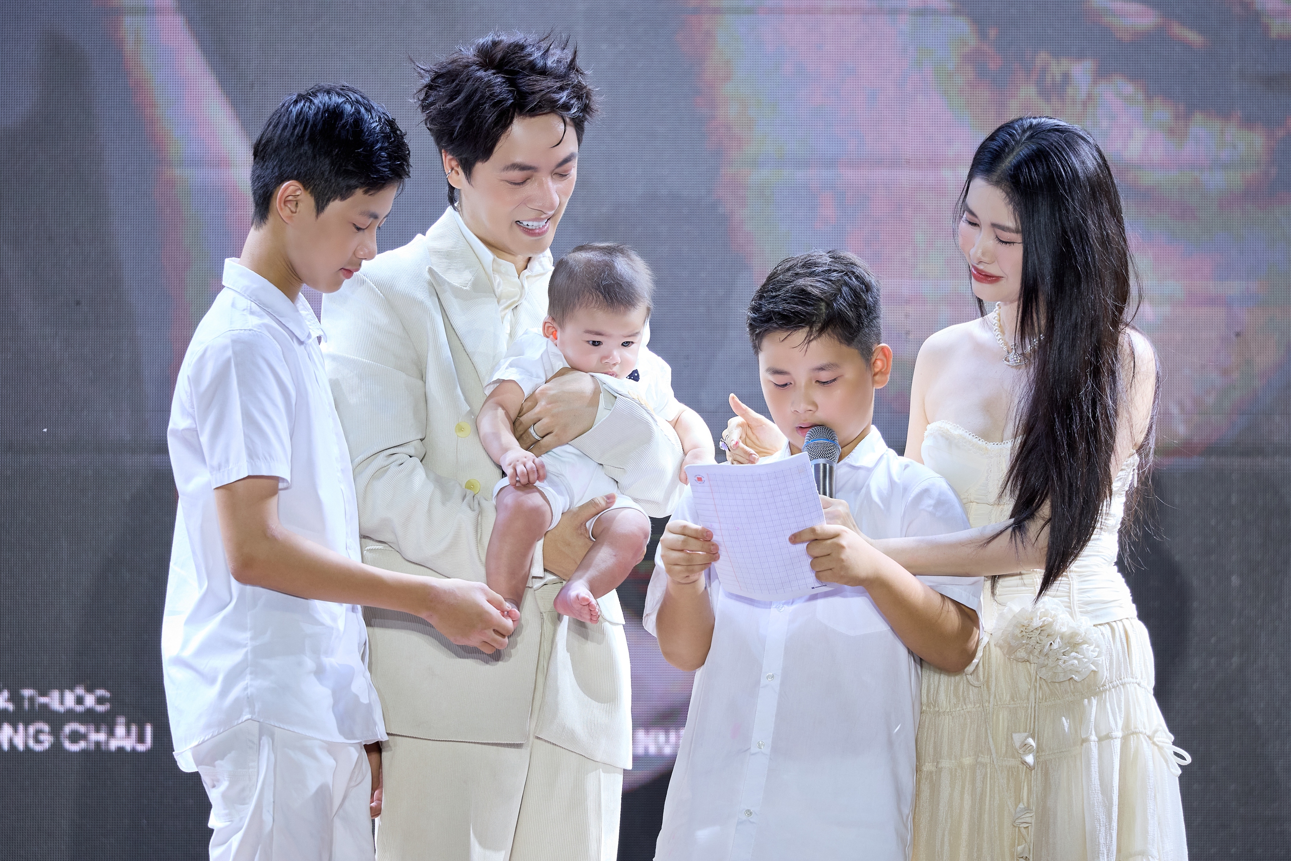 Hành Trình Cảm Xúc Tại Fan Meeting - Ảnh 1.