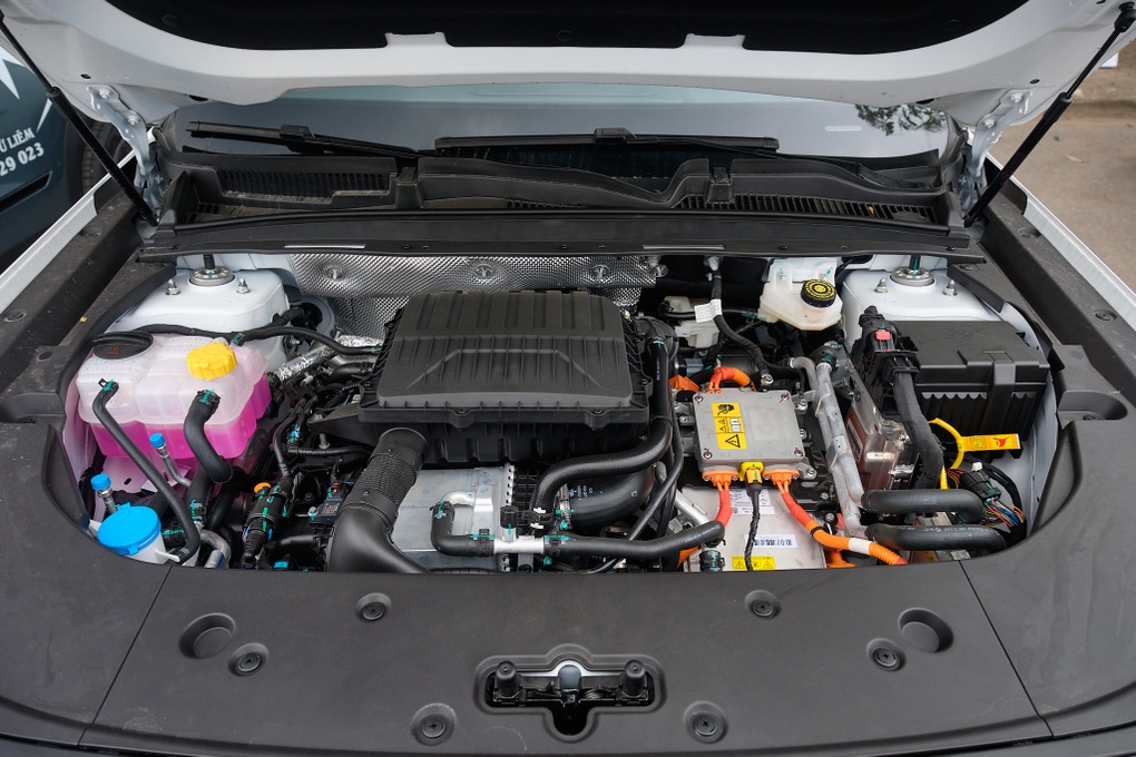 Jaecoo J7 PHEV Ra Mắt Với Ưu Đãi Hấp Dẫn Sau Khi BYD Sealion 6 Được Công Bố Giá - 3