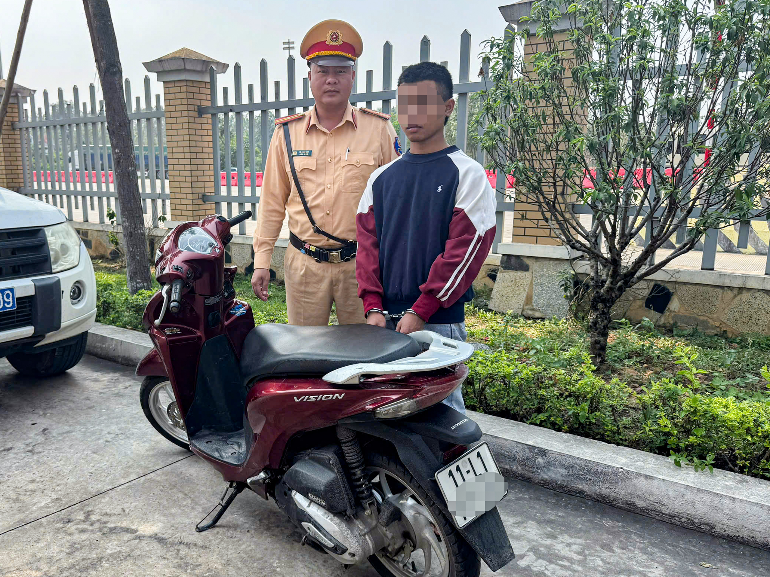 Nam thanh niên trộm xe máy và hành trình lạc vào cao tốc - Ảnh 1.