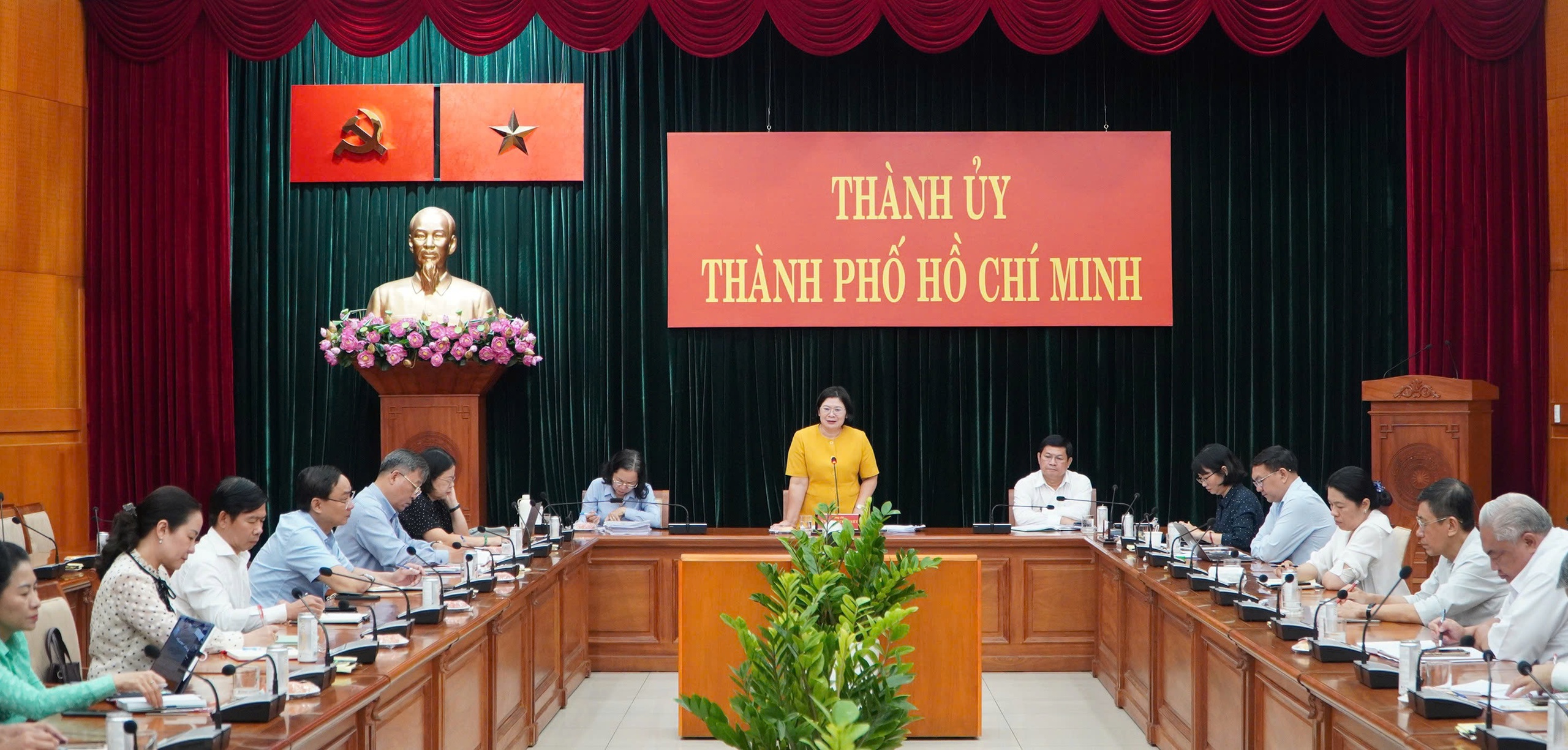 TP.HCM chuẩn bị vận hành thử nghiệm 102 phường, xã mới - Ảnh 1.