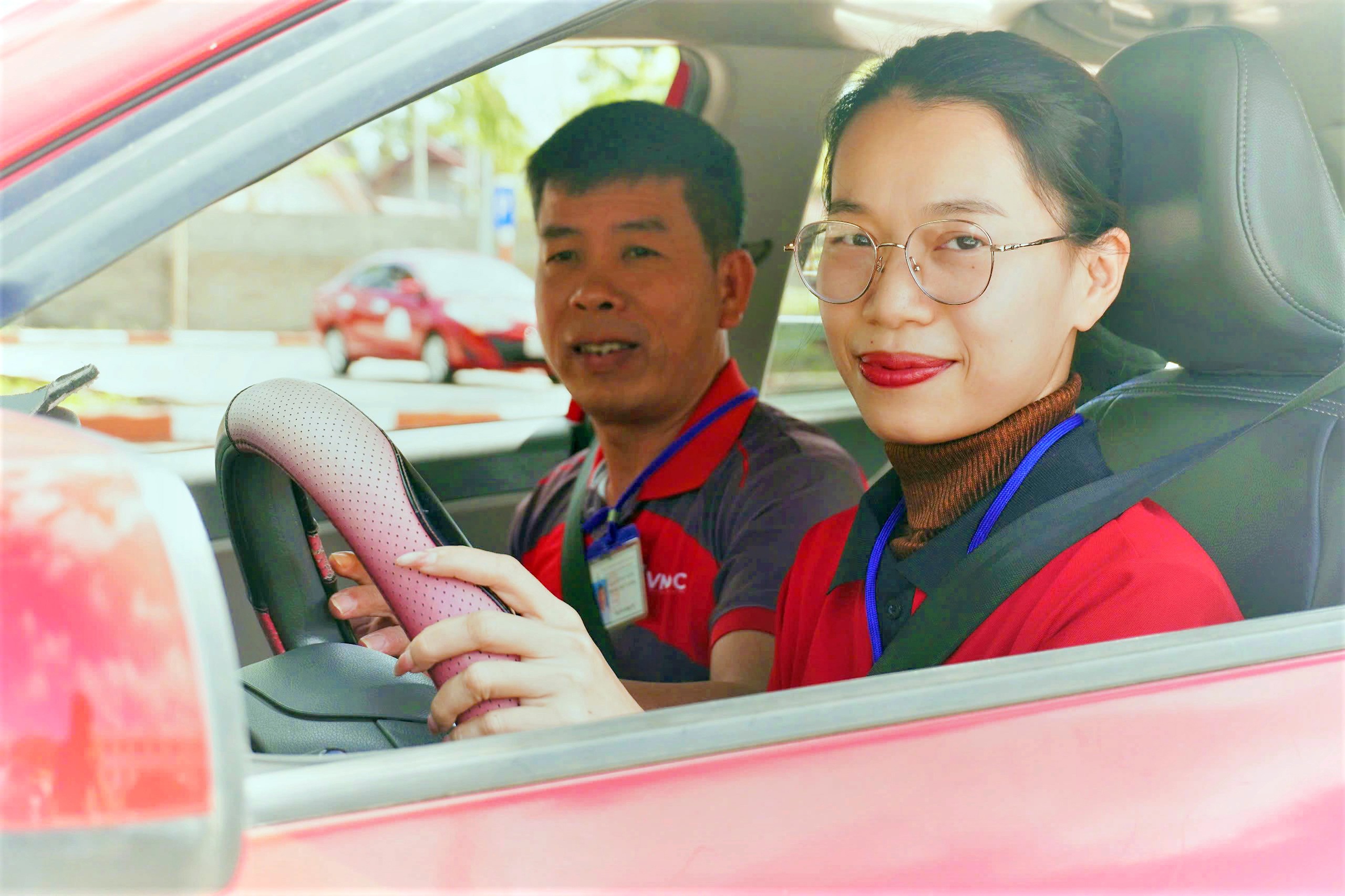 Học lái xe - Khám phá hành trình cầm vô lăng - Kỳ 1: Đừng ngần ngại, hãy quyết tâm điều khiển xe - Ảnh 2.