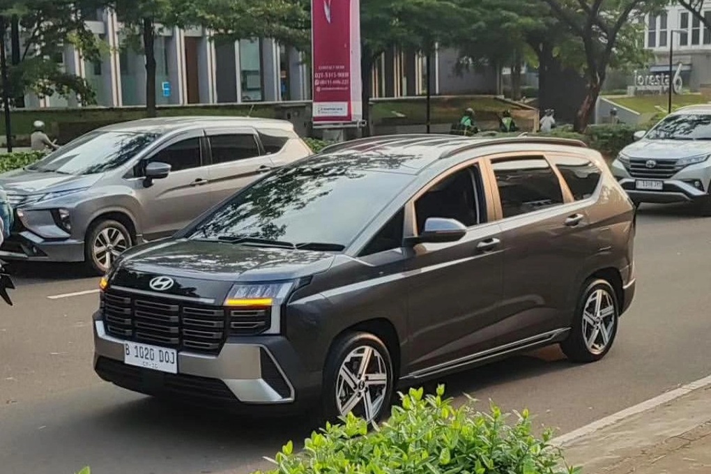 Hyundai Stargazer 2025