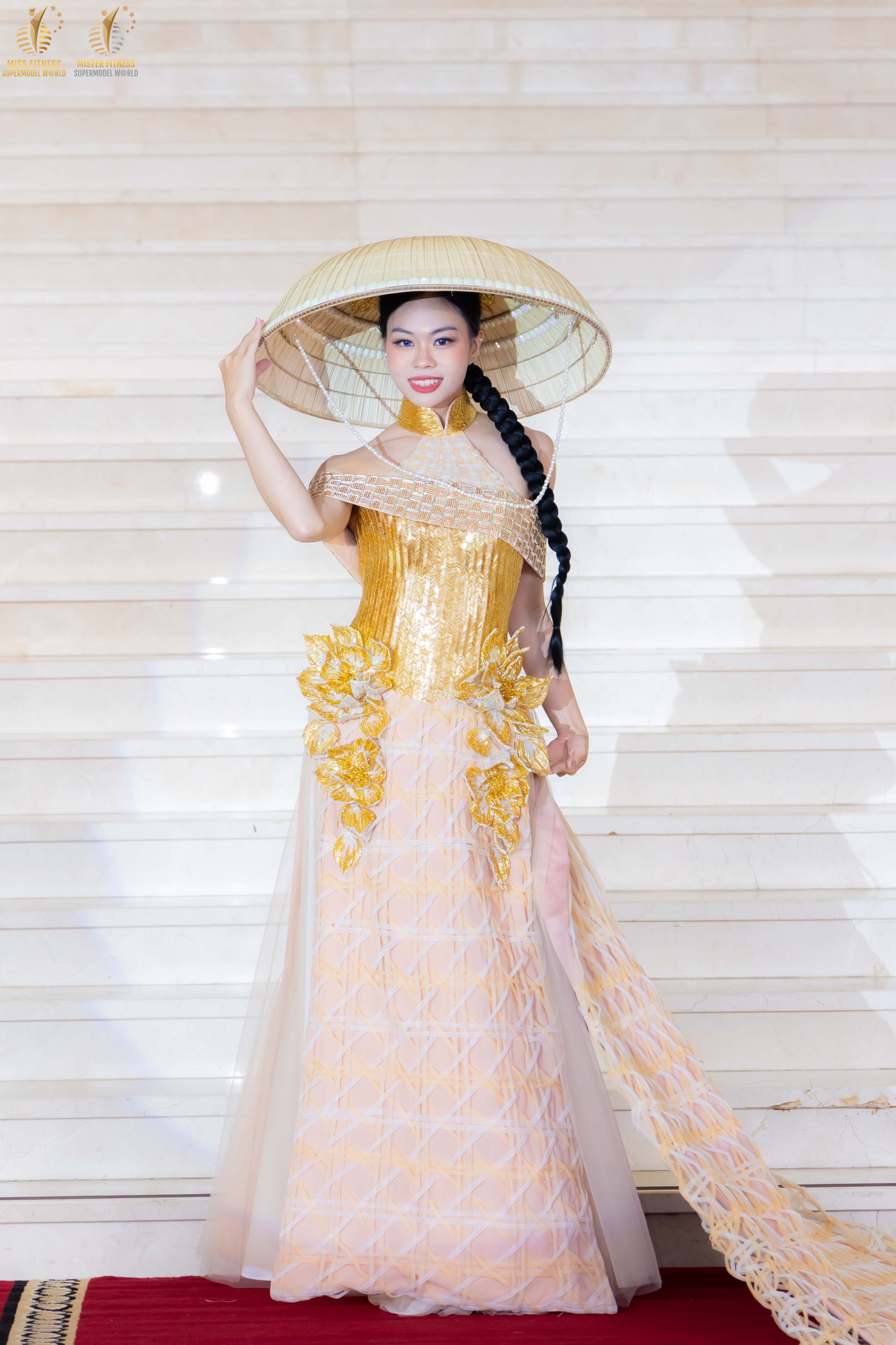Siêu mẫu Thể hình Thế giới - Ảnh 4.