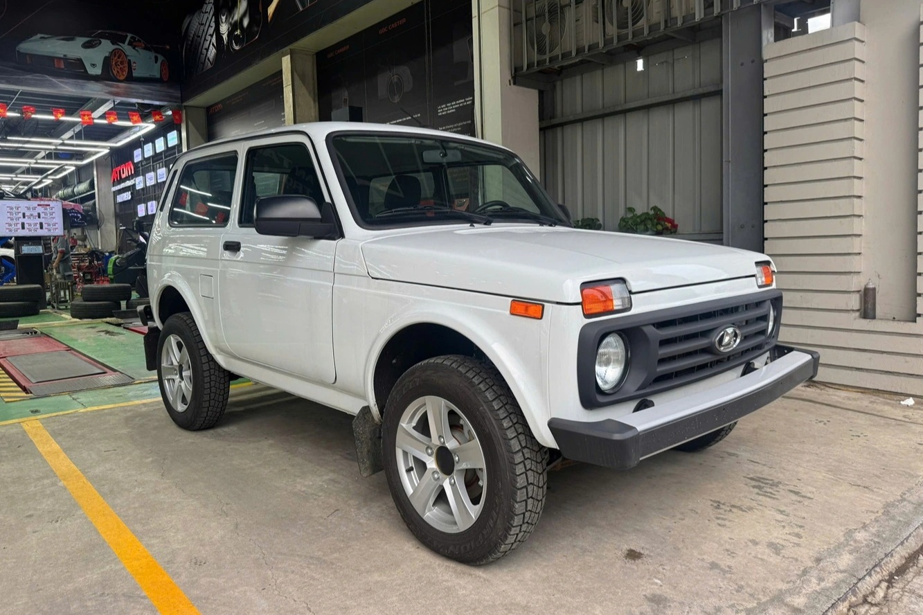 Lada Niva Legend
