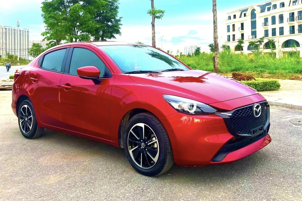 Sedan hạng B nhập khẩu từ Thái Lan có giá khởi điểm tương đương xe hạng A - 1