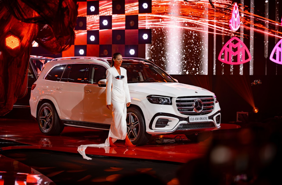 Mẫu xe GLS 450 4MATIC FL vừa được ra mắt.