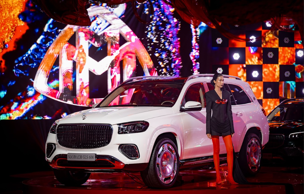 Dòng xe Maybach GLS 600 FL tại sự kiện.