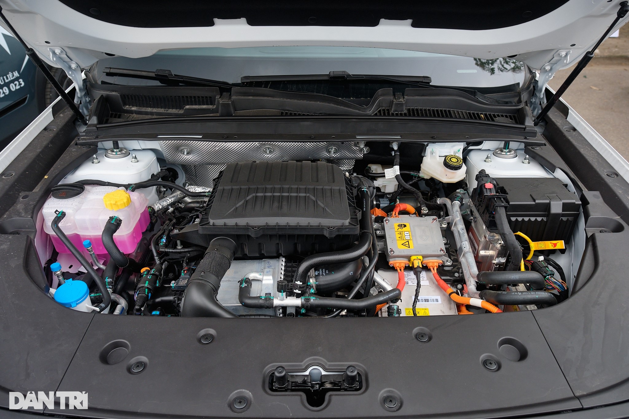 So sánh hai mẫu xe PHEV Trung Quốc: Chênh lệch 20 triệu đồng, ai sẽ nổi bật hơn? - 12