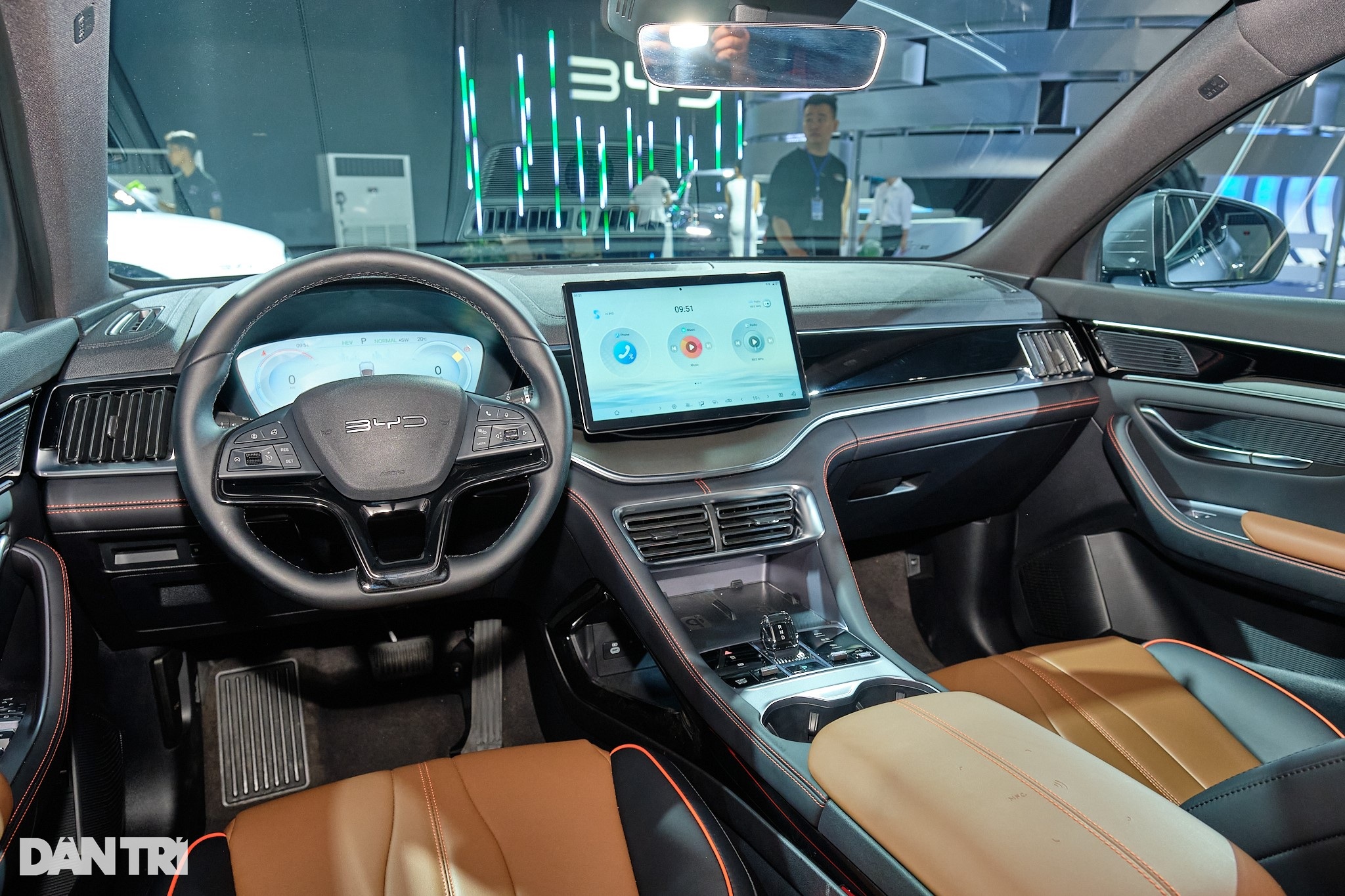 So sánh hai mẫu xe PHEV Trung Quốc: Chênh lệch 20 triệu đồng, ai sẽ nổi bật hơn? - 7