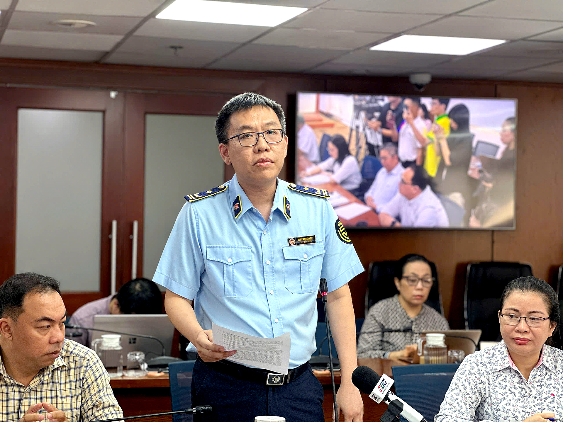 TP.HCM Tăng Cường Kiểm Tra Để Ngăn Chặn Sữa Giả - Ảnh 1.