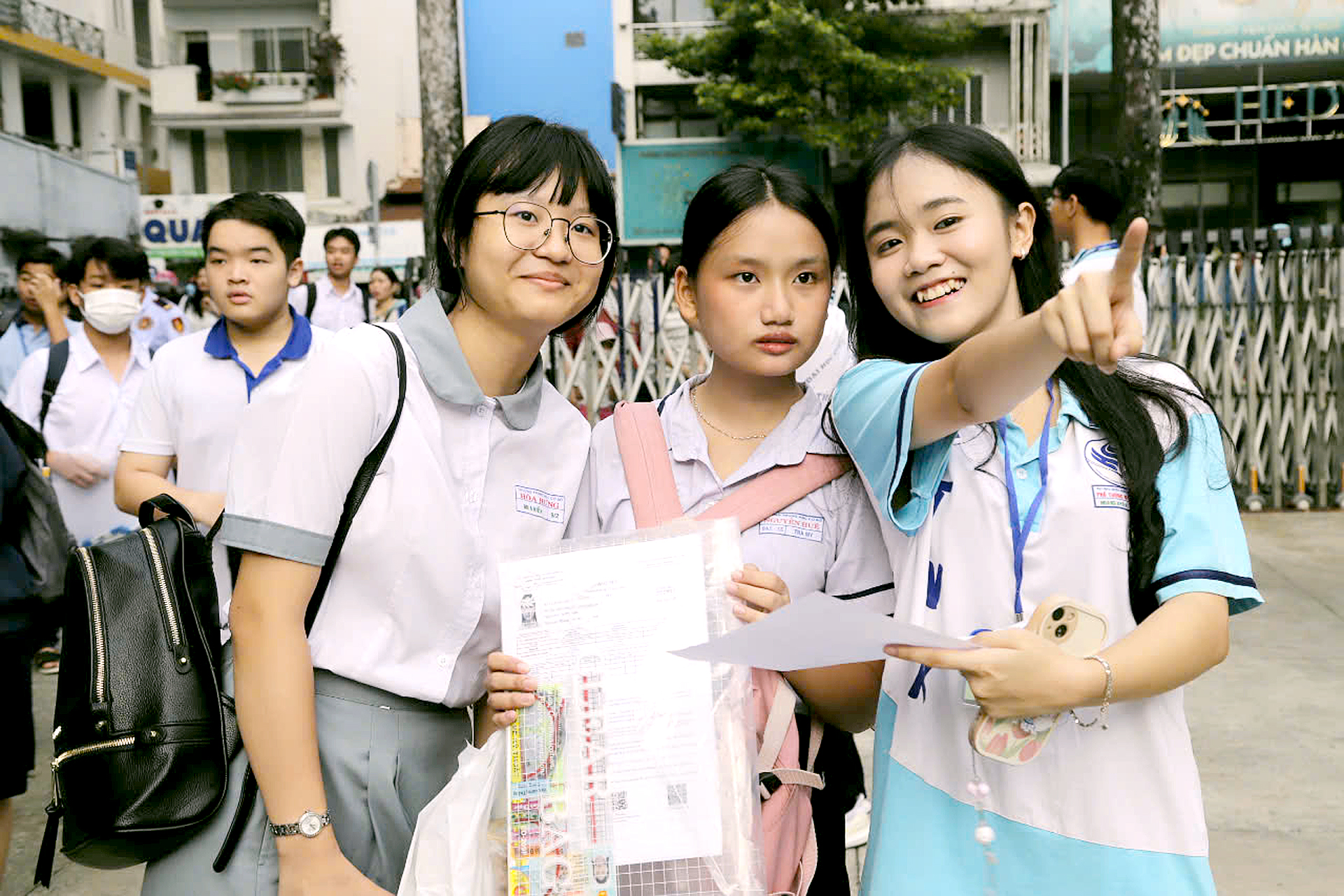 Điểm thi và điểm chuẩn vào lớp 10 Trường Phổ thông Năng khiếu - Ảnh 1.