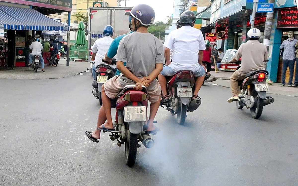 Nhu cầu thành lập cơ sở kiểm định khí thải xe máy tại TP.HCM gia tăng - Ảnh 1.