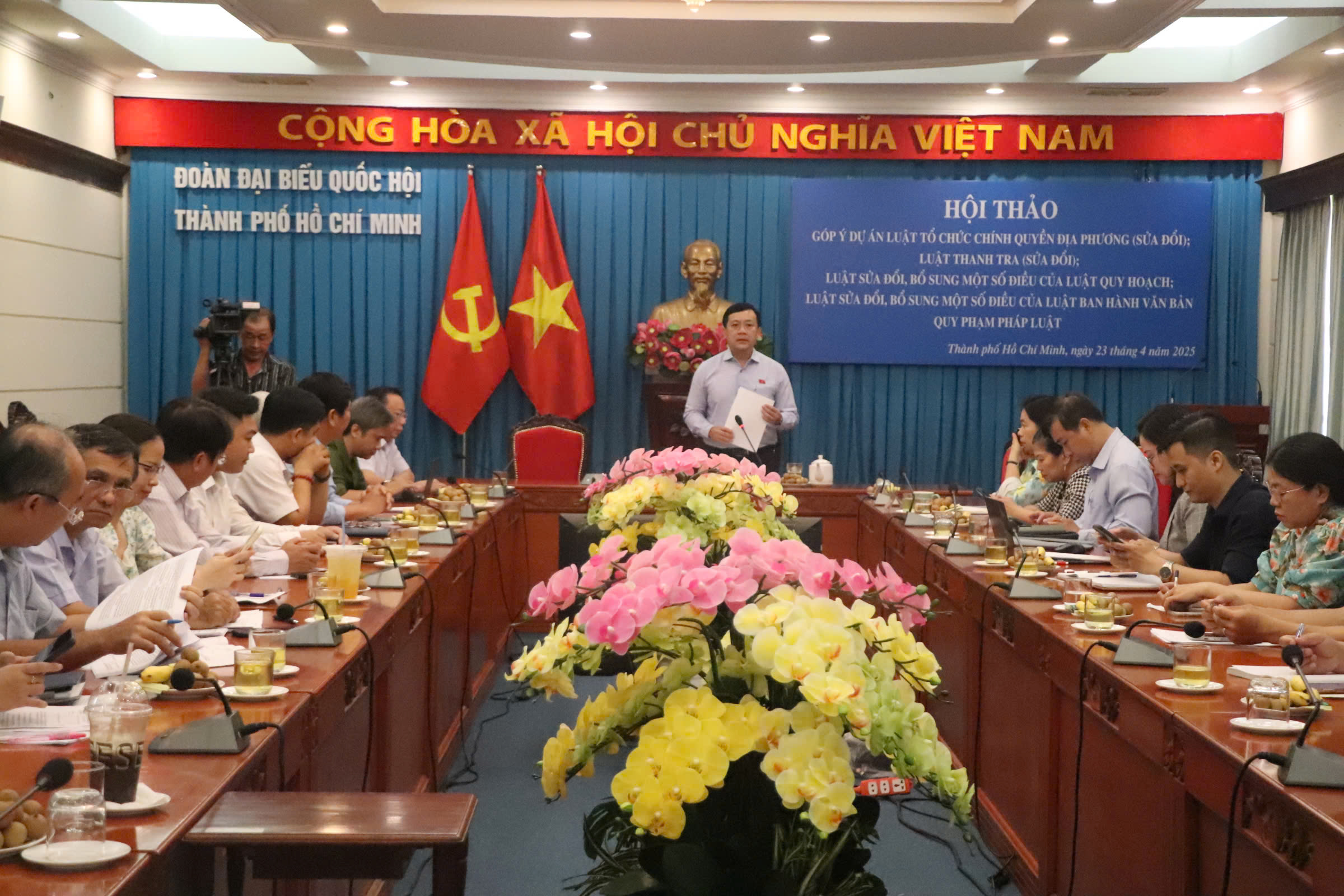 Cần có cơ chế bảo vệ trong phân quyền để ngăn chặn sự can thiệp tùy tiện - Ảnh 1.