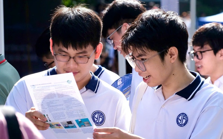 Trường đại học Việt Nhật công bố 33 tổ hợp xét tuyển, lần đầu xét tổ hợp C00 - Ảnh 4.