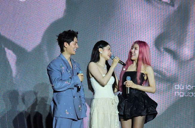 Hành Trình Cảm Xúc Tại Fan Meeting - Ảnh 6.